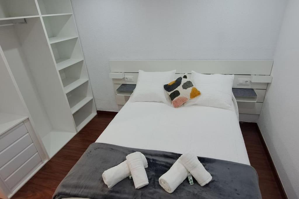 דירות אוביידו Piso Nuevo Centro Doctor Casal מראה חיצוני תמונה
